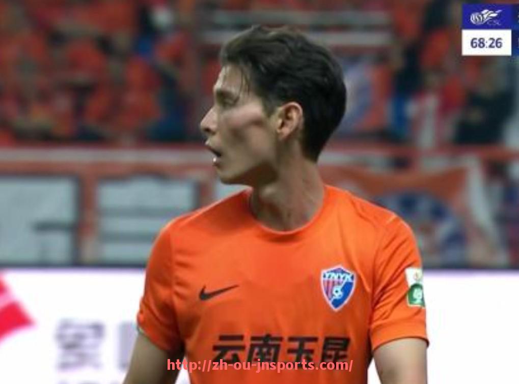 JN江南体育-世俱杯快速反击体系中的关键出球球员表现数据对比